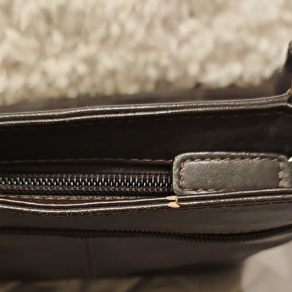 Radley London Dark Brown Crossbody Bag Sleek Leather Design - Picture 10 of 16